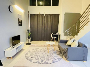Minimalist Loft2 DeCentrum WifiNetflix